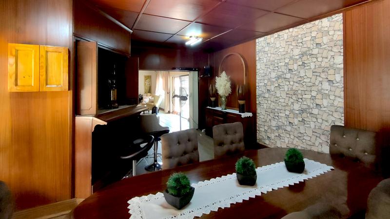 16 Bedroom Property for Sale in Middelburg Rural Eastern Cape
